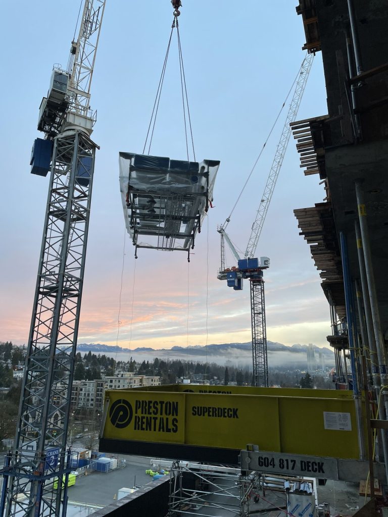 THE PRESTON RENTALS COMMITMENT SUPERDECK® Preston Rentals